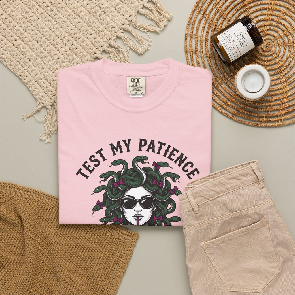 Medusa Glasses T-Shirt Moms Funny Gift Women Pop Art T-Shirt Gorgon T-Shirt Motherhood Fan Retro T-Shirt Humor Graphic Classic Lotus Bloom T-Shirt