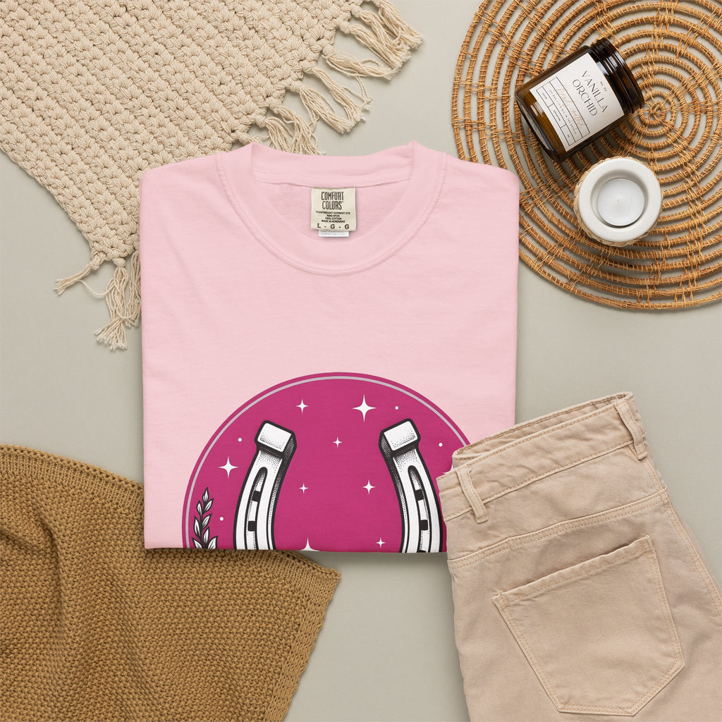 Horseshoe Blossom T-Shirt Cowgirl Ranch Gift Women Hippie T-Shirt Texas Wildflower T-Shirt Rodeo Fan Western T-Shirt Farm Graphic Antique Twinkle