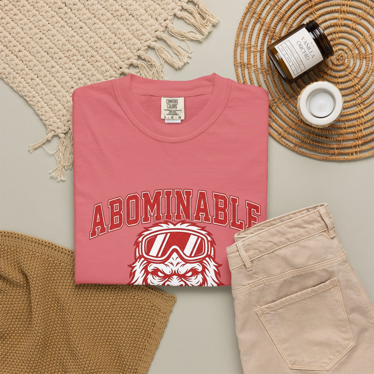 Abominable Snowman Face T-Shirt Christmas Cold Gift Women Strong T-Shirt Yeti T-Shirt Xmas Fan Vintage T-Shirt Frosty Graphic Antique Snow Goggles