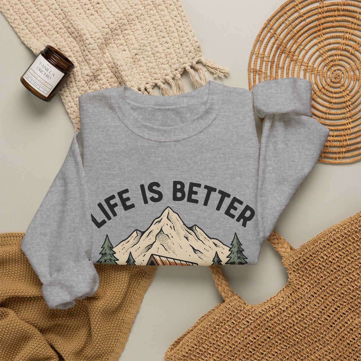 Ski Lodge Sweatshirt Skiing Exploration Gift Women Retro Sweatshirt Lodge Sweatshirt Skier Enthusiast Vintage Sweatshirt Adventure Graphic Sketch Peaks Sweatshirt