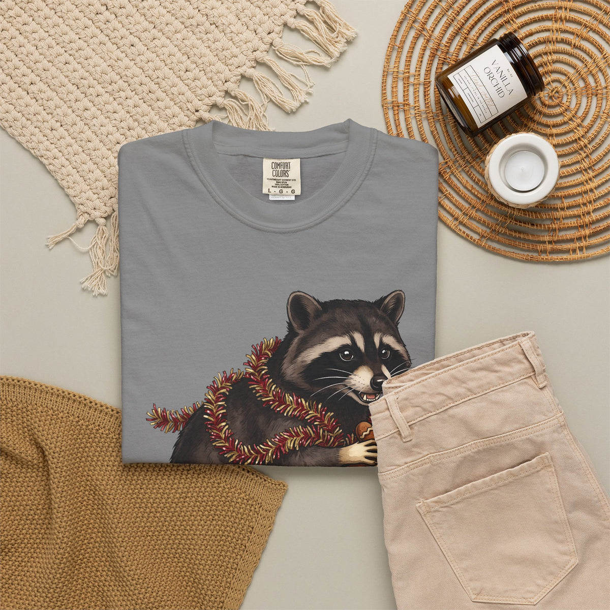 Raccoon Graphic T-Shirt Christmas Animal Gift Women Cute T-Shirt Trash Panda T-Shirt Xmas Fan Wildlife Graphic Illustration Hand Drawn Gingerbread