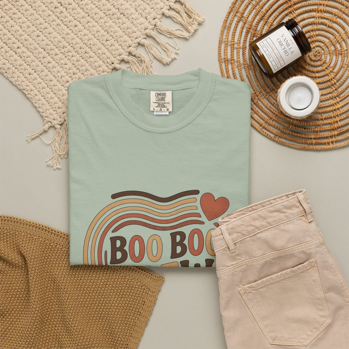 Heart Rainbow T-Shirt Nurses Healthcare Gift Women Retro T-Shirt Love T-Shirt Nurse Enthusiast Vintage T-Shirt Medical Graphic Minimalist Wavy