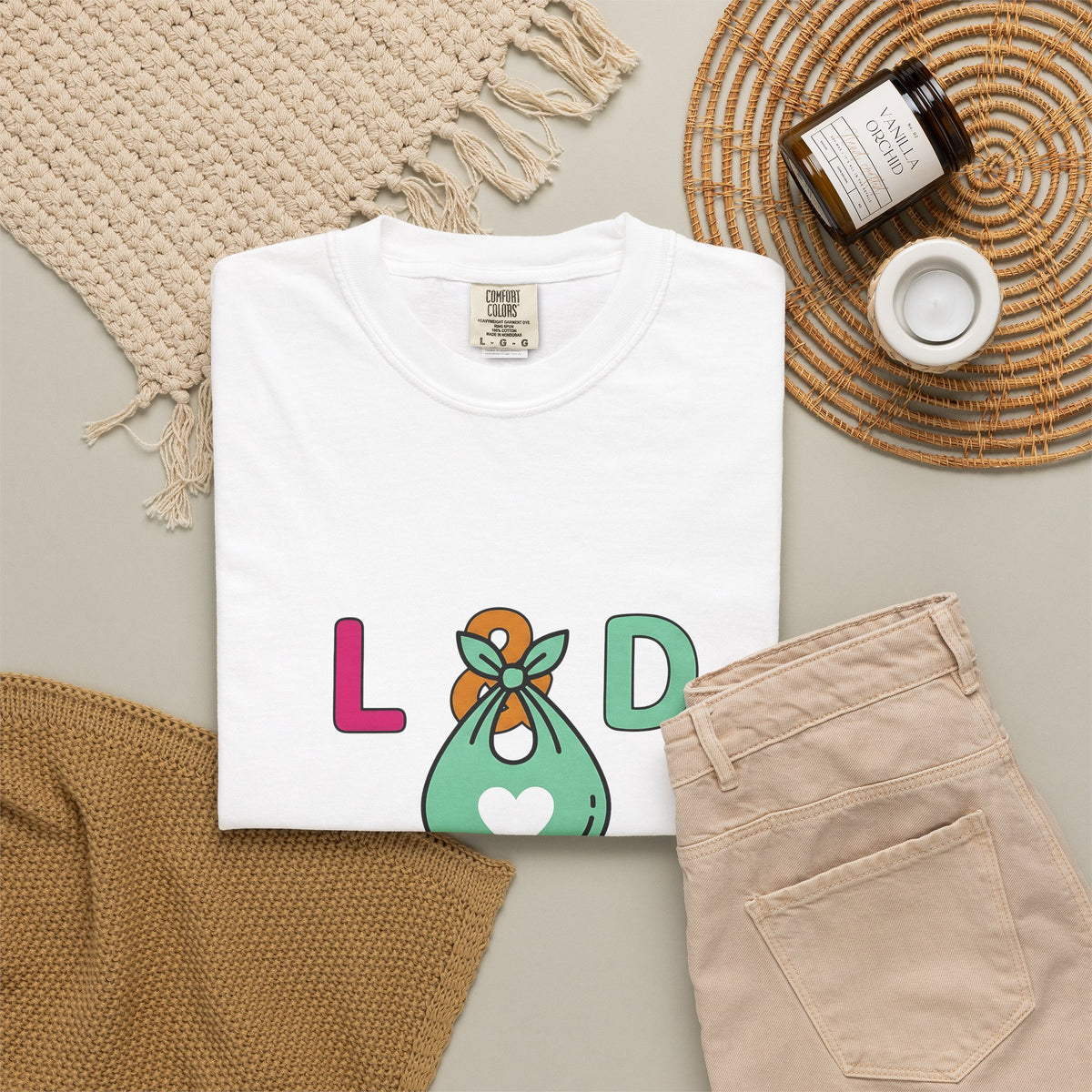 Baby Bundle T-Shirt Nurse Medical Gift Women Playful T-Shirt Baby Set T-Shirt Nursing Enthusiast Healthcare Graphic Medical Design Colorful Heart