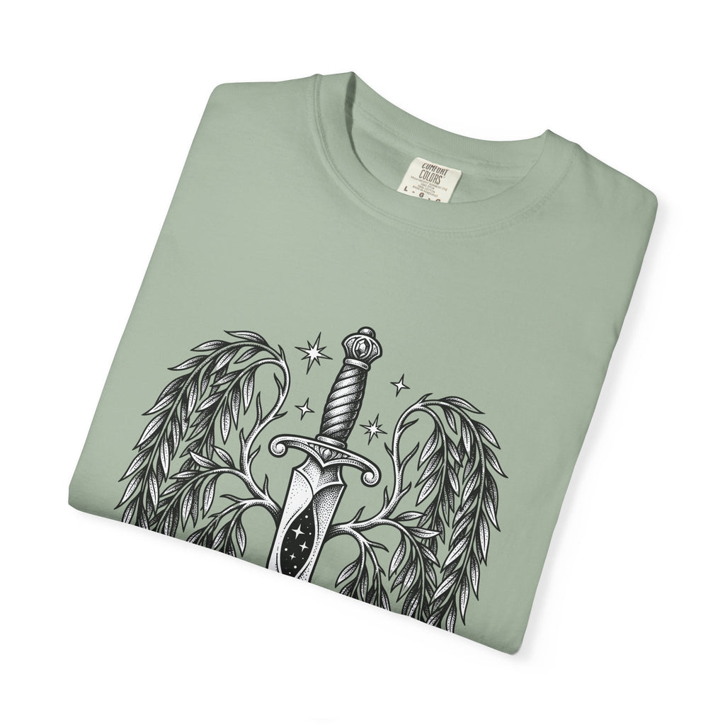 Dagger Wings T-Shirt Boho Chic Gothic Gift Women Tattoo T-Shirt Angel Wings T-Shirt Bohemian Fan Ink T-Shirt Dark Graphic Vintage Stars T-Shirt