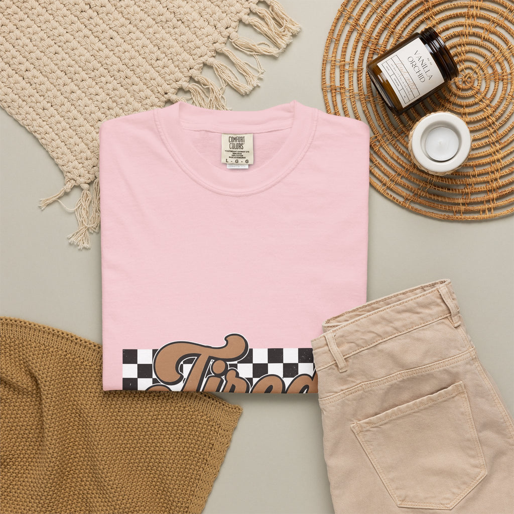 Cursive Font T-Shirt Mom Comedy Gift Women Nostalgic T-Shirt Script T-Shirt Mother Fan Vintage T-Shirt Humor Graphic Old-Fashioned Check Pattern