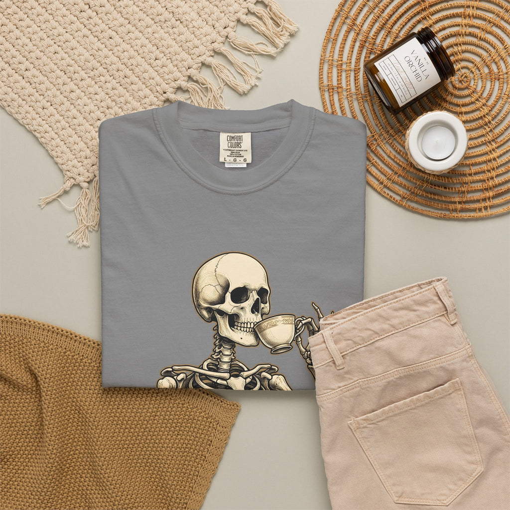 Skeleton Tea Cup T-Shirt Halloween Goth Gift Women Vintage T-Shirt Tea Cup T-Shirt Horror Fan Retro T-Shirt Dark Graphic Hand