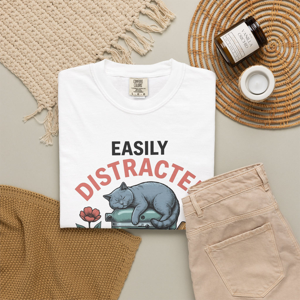 Cat Blender T-Shirt Cat Dessert Gift Women Retro T-Shirt Blender T-Shirt Cat Fan Vintage T-Shirt Pastry Graphic Sketch Blossoms T-Shirt