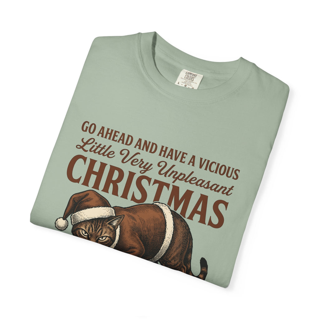 Santa Cat Cat Christmas Gift Vintage Christmas Cat Cat Fan Retro Holiday Hand Drawn T-Shirt