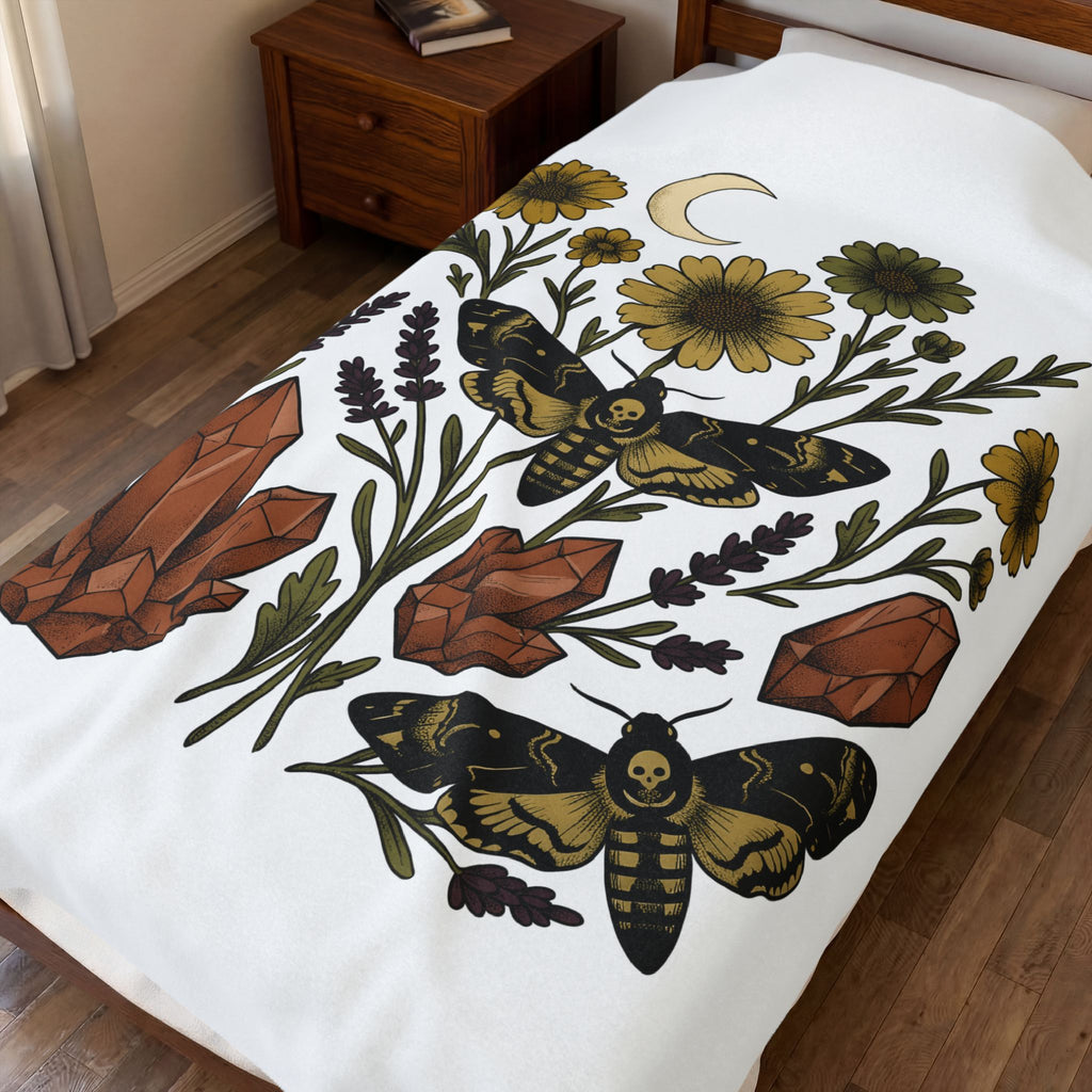Skull Moth Halloween Magic Gift Hippie Deathshead Moth Spooky Fan Occult Retro Gemstone Blanket
