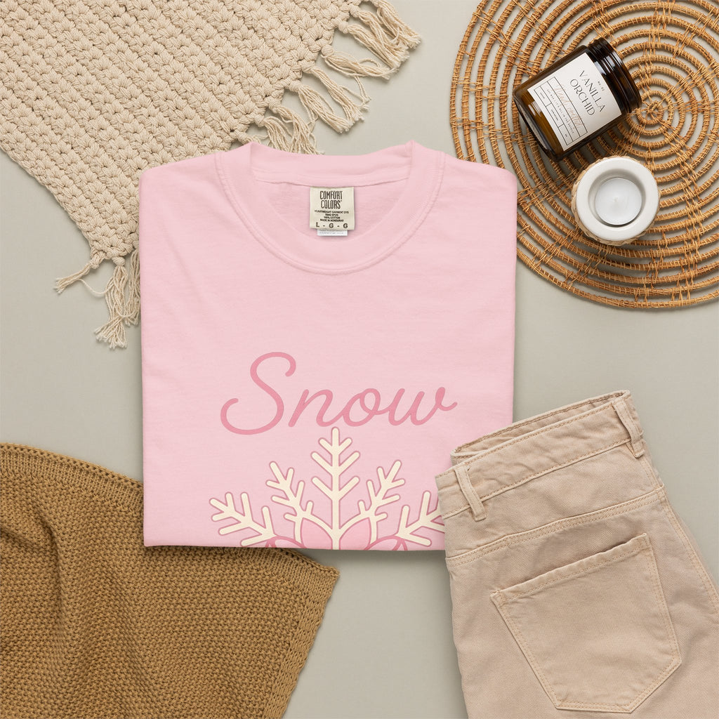 Snowflake Knot Winter Yuletide Gift Playful Frost Snow Fan Ice Crystal Christmas Sleek Band T-Shirt