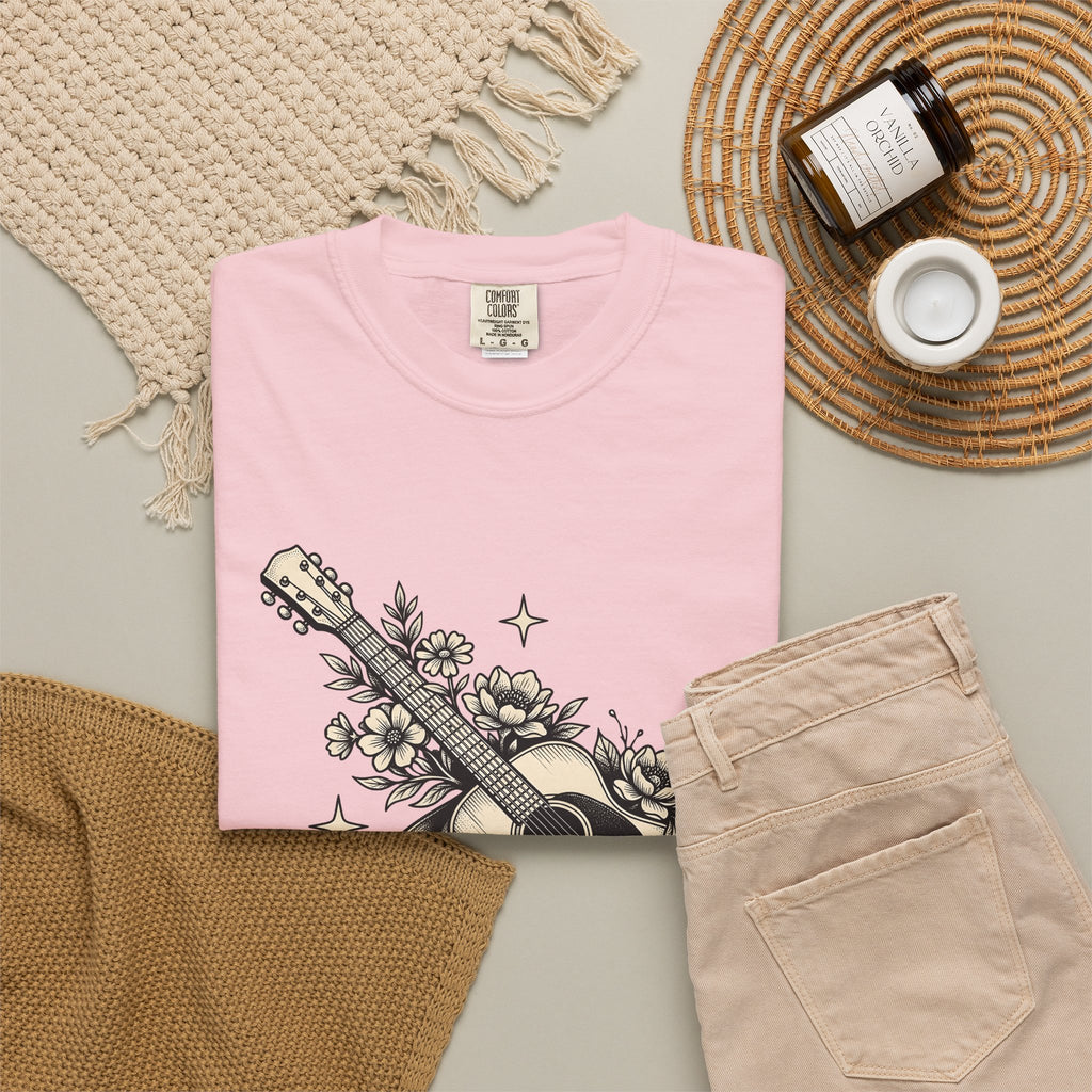 Blossom Guitar T-Shirt Floral Melody Gift Women Illustrative T-Shirt Guitar T-Shirt Flower Fan Illustrated T-Shirt Harmony Graphic Old School Star