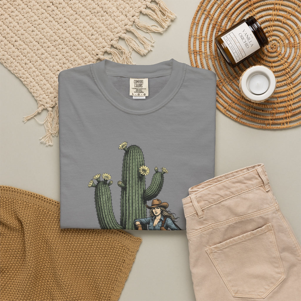 Cowgirl Cactus Cowgirl Ranch Gift Western Prickly Pear Cowboy Fan Rodeo Farm Vintage Saddle T-Shirt