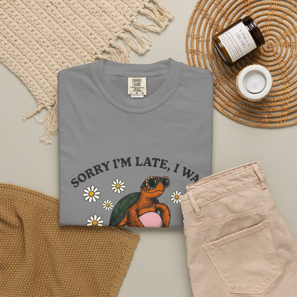Turtle Swimming Ring T-Shirt Sports & Activities Holiday Gift Women Nostalgic T-Shirt Inflatable Ring T-Shirt Athlete Fan Retro T-Shirt Vacation