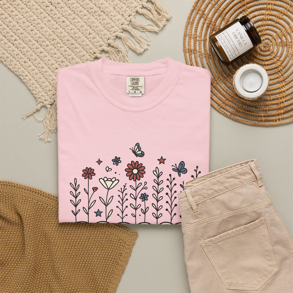 Floral Home Graphic T-Shirt America Patriotic Gift Women Boho T-Shirt Home Decor T-Shirt American Fan Bohemian T-Shirt Star Graphic Retro Butterfly