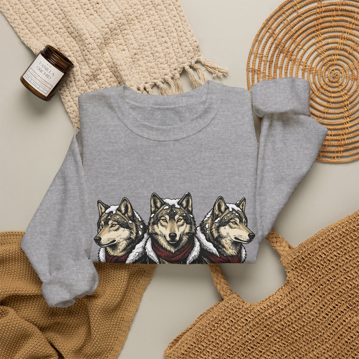 Wolf Trio Sweatshirt Christmas Animal Gift Women Hand Drawn Sweatshirt Pack Sweatshirt Xmas Fan Illustrated Sweatshirt Creature Graphic Vintage Scarf Sweatshirt