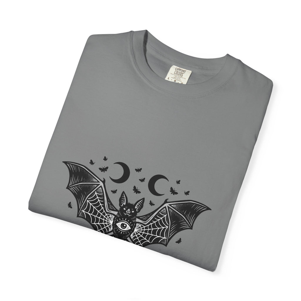 Bat Illustration T-Shirt Boho Chic Witchcraft Gift Women Spooky T-Shirt Flying Fox T-Shirt Bohemian Fan Creepy T-Shirt Occult Graphic Hand Drawn