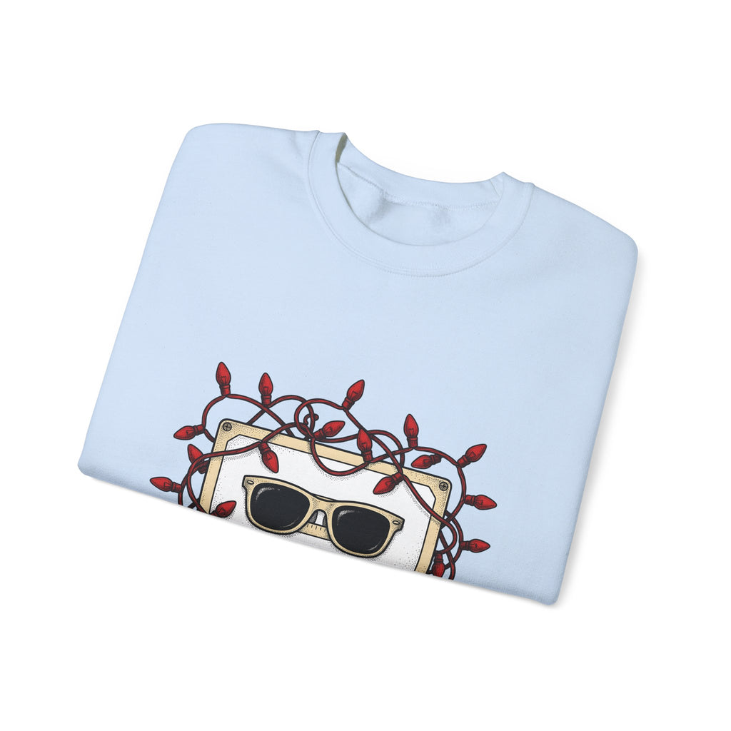 Cassette Tape Sweatshirt Christmas Music Gift Women Retro Sweatshirt Mixtape Sweatshirt Xmas Fan Retro Sweatshirt Melody Graphic Vintage Sunglasses Sweatshirt
