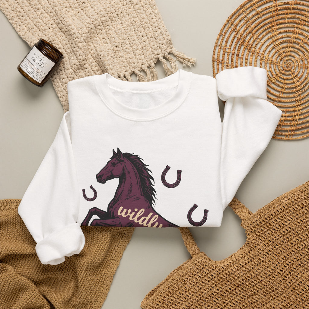 Horse Design Sweatshirt Boho Chic Ranch Gift Women Classic Sweatshirt Equine Sweatshirt Hippie Fan Vintage Sweatshirt Western Graphic Doodle Horseshoe Sweatshirt