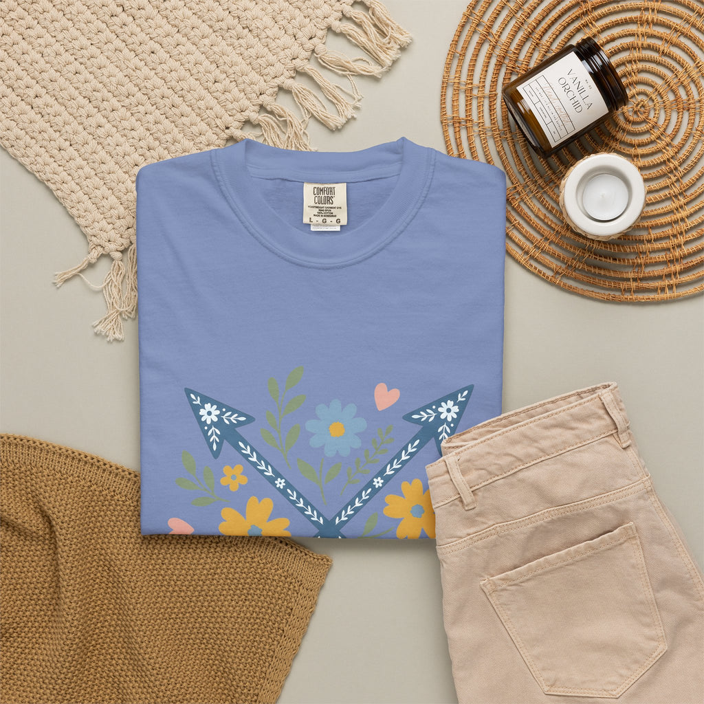 Crossed Arrows T-Shirt Cowgirl Country Gift Women Folk T-Shirt Quivers T-Shirt Rodeo Fan Quilt Design Southwestern Wildflowers T-Shirt