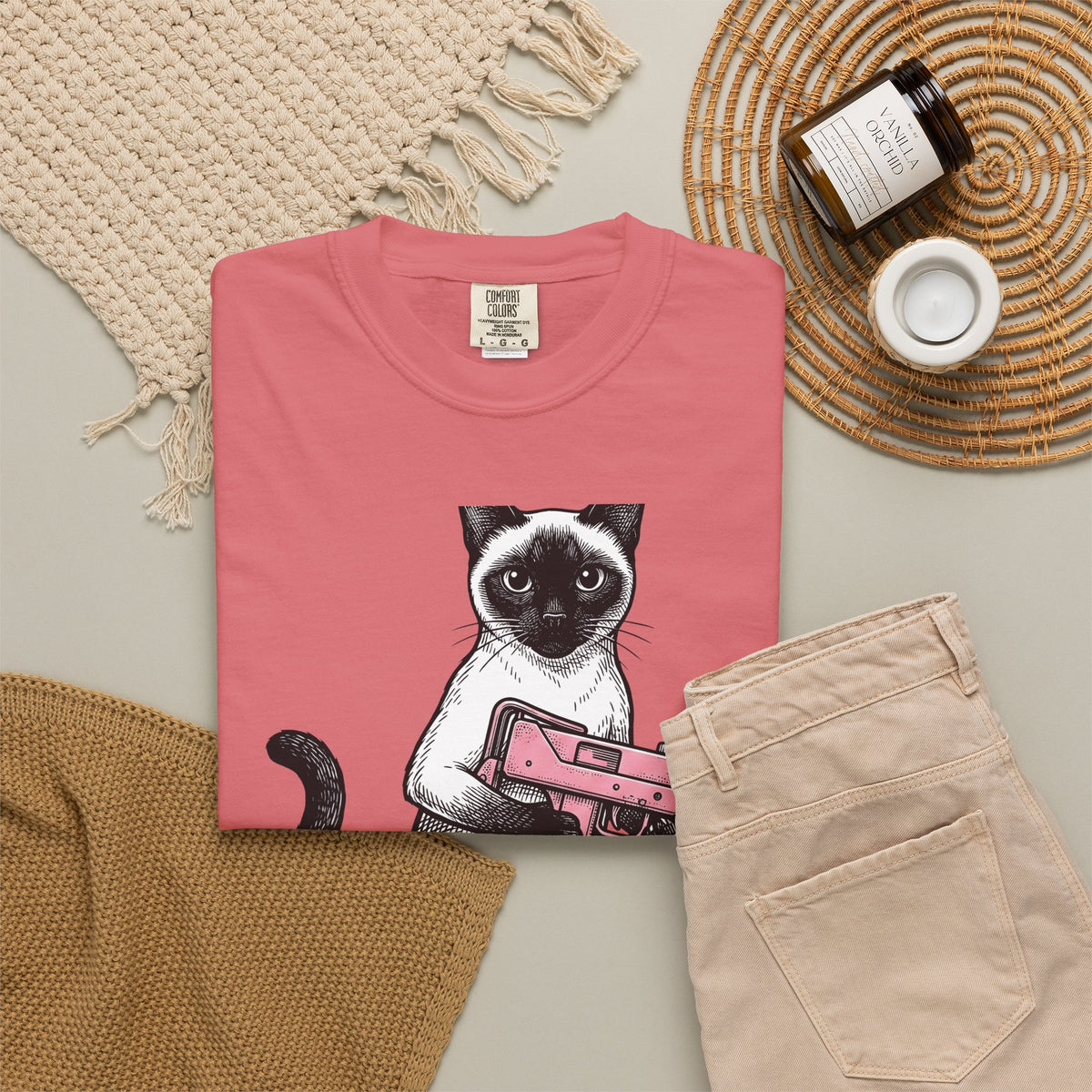 Siamese Cat T-Shirt Cat Humor Gift Women Hand Drawn T-Shirt Siamese T-Shirt Feline Fan Illustrated Graphic T-Shirt Vintage Toy Gun T-Shirt