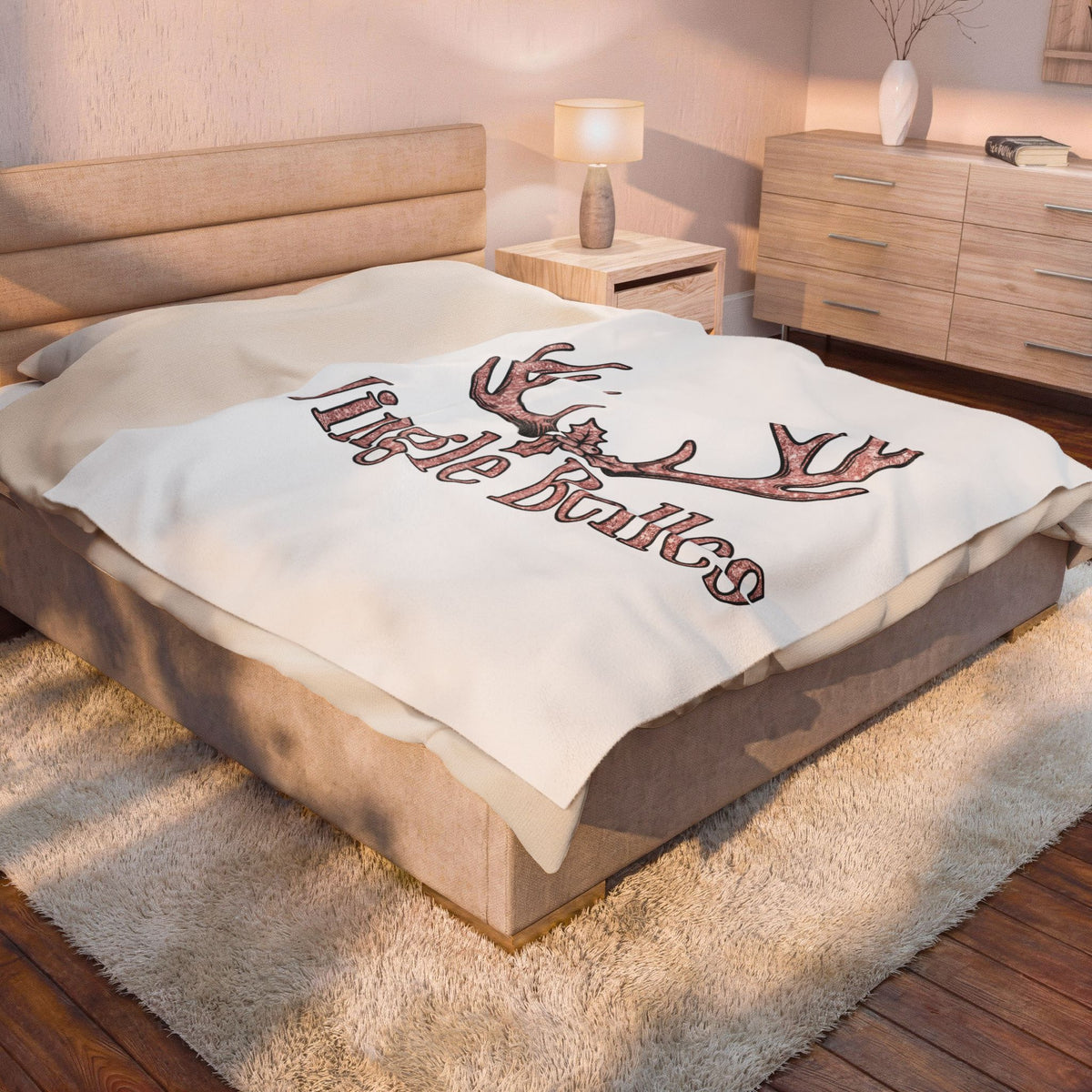 Reindeer Antlers Christmas Holiday Gift Glitter Caribou Xmas Fan Sparkly Seasonal Hand Drawn Blanket