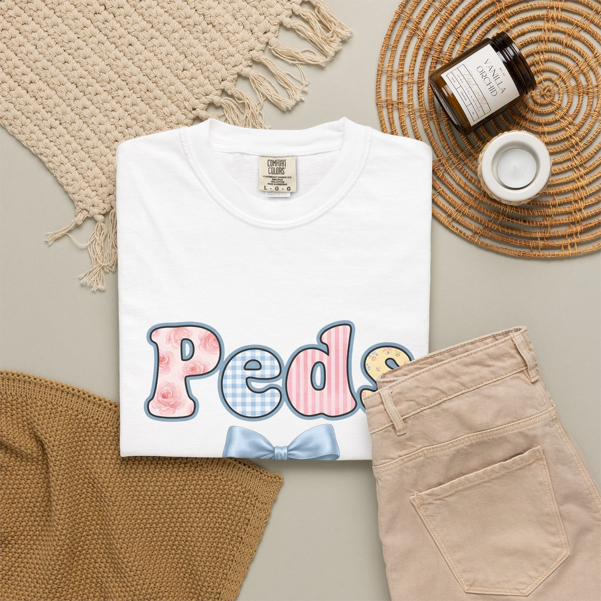 Botanical Letters T-Shirt Nurse Garden Gift Women Charming T-Shirt Alphabet T-Shirt Nursing Enthusiast Whimsical T-Shirt Gardening Graphic Hand