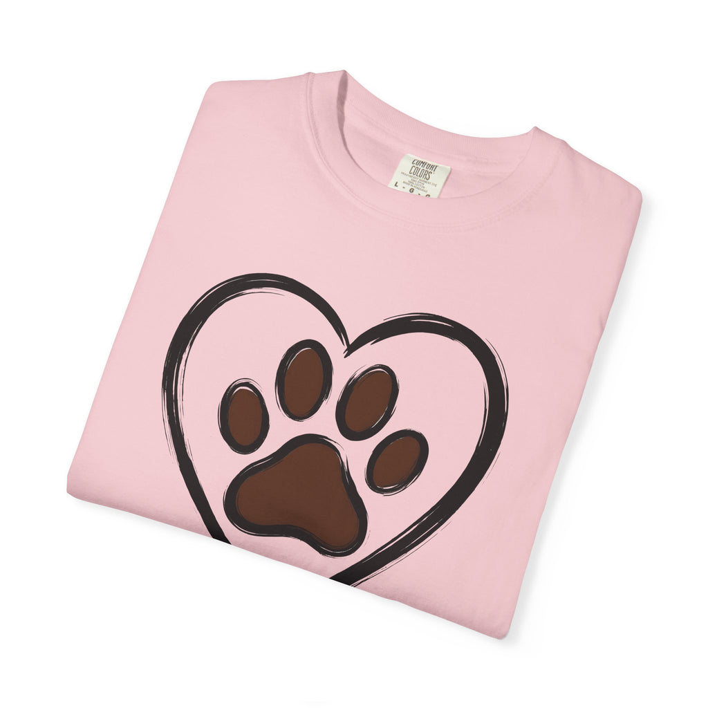 Dog Paw Heart T-Shirt Dog Mom Animal Gift Women Hand Drawn T-Shirt Paw Print T-Shirt Dog Mom Fan Illustrated T-Shirt Creature Graphic Minimalist