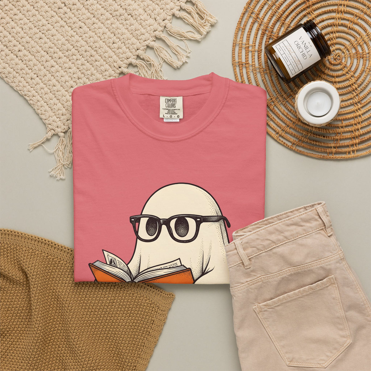 Spirit Reading T-Shirt Halloween Reader Gift Women Comic T-Shirt Clairvoyance T-Shirt Horror Fan Comic Art T-Shirt Fortune Teller Graphic Retro