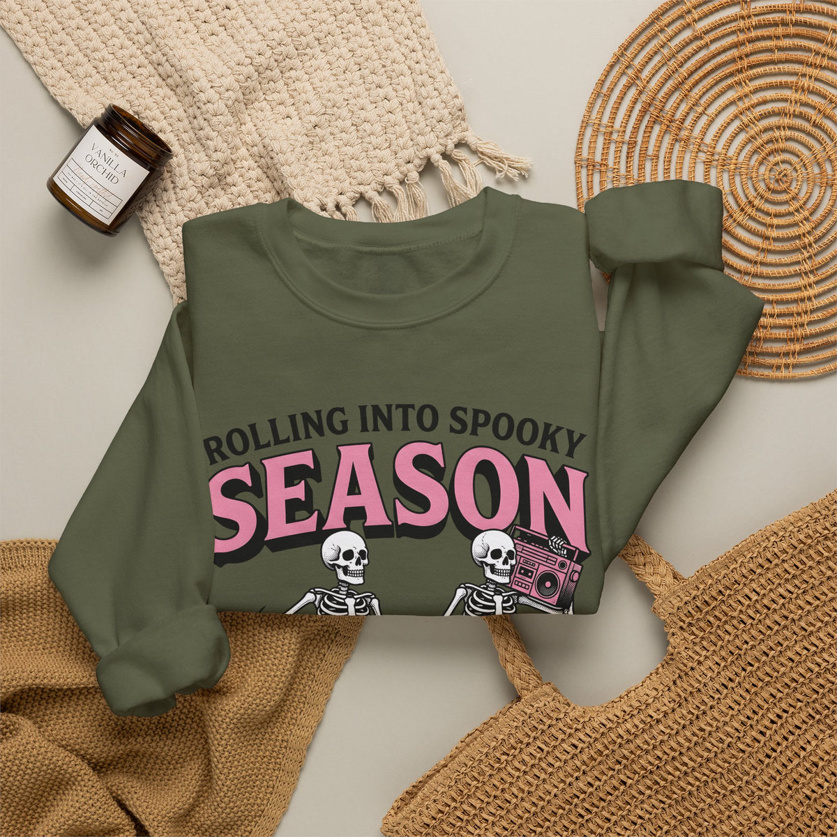 Skull Roller Skate Sweatshirt Halloween Celebration Gift Women Vintage Sweatshirt Roller Skating Sweatshirt Spooky Fan Retro Sweatshirt