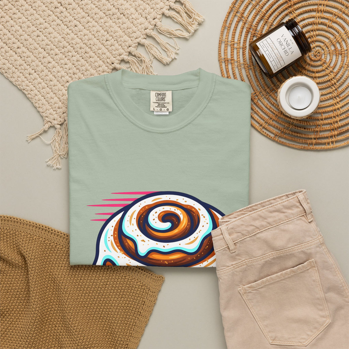 Cinnamon Pastry T-Shirt Desserts Bakery Gift Women Line Art T-Shirt Danish T-Shirt Dessert Fan Illustration T-Shirt Bakery Design Classic Topping