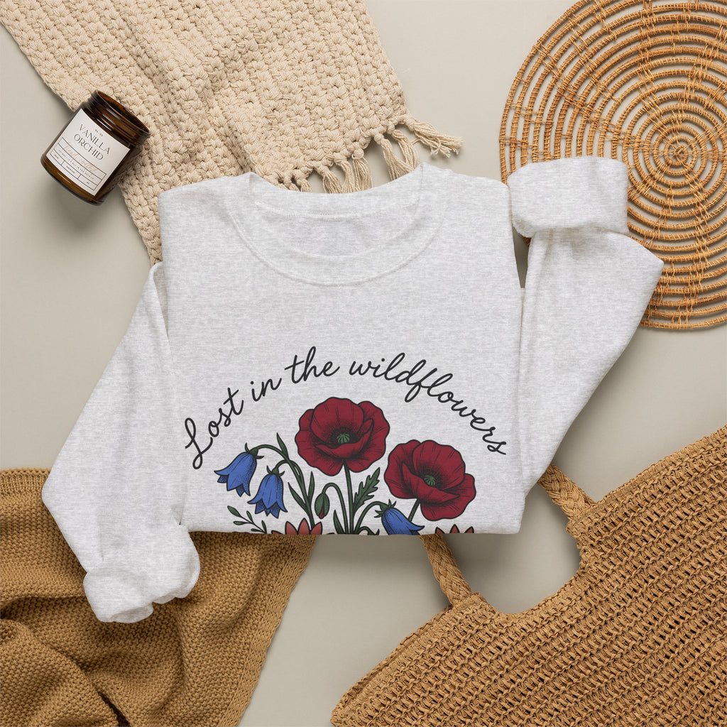 Meadow Flowers Sweatshirt Floral Garden Gift Women Plant Drawing Sweatshirt Wildflowers Sweatshirt Flower Fan Botanical Sweatshirt Yard Graphic Hand Drawn