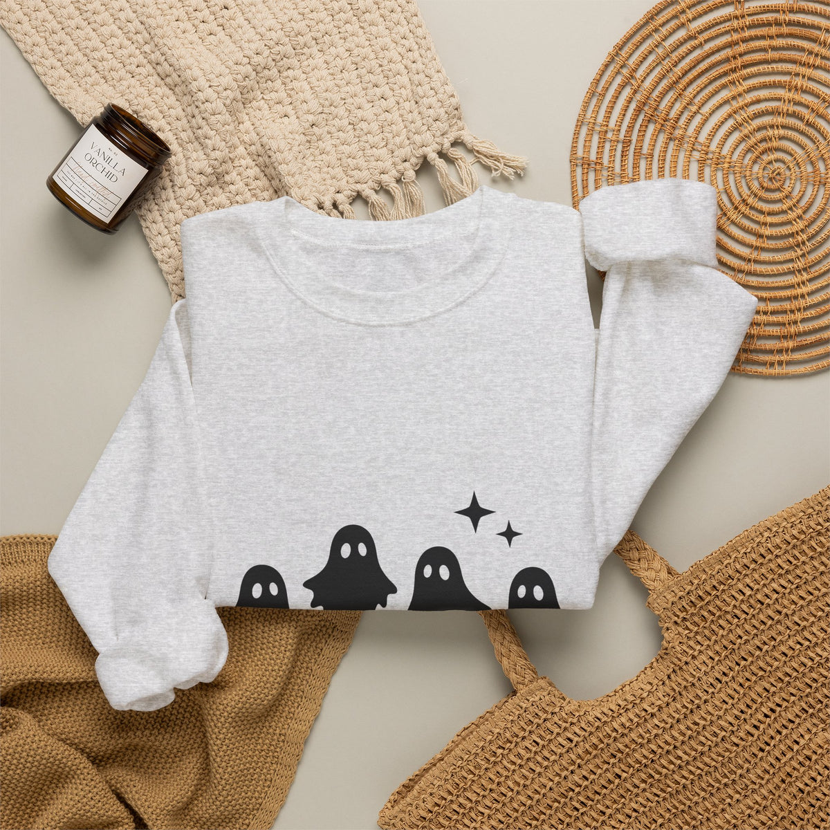 Ghost Halloween Spooky Gift Minimalist Specter Horror Fan Ghostly Creepy Silhouette Sweatshirt
