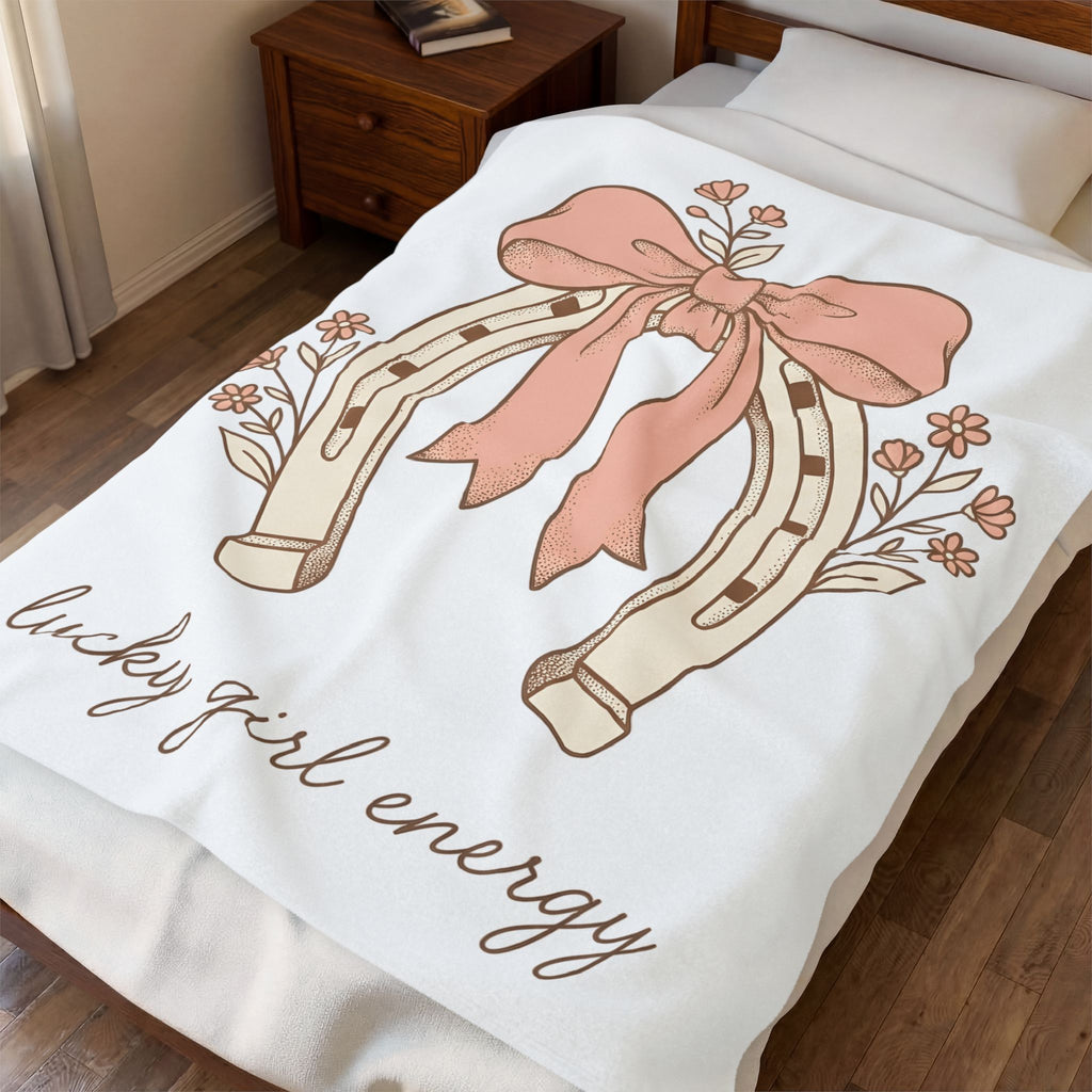 Horseshoe Bow Blanket Cowgirl Ranch Gift Women Tribal Blanket Horseshoe Blanket Rodeo Fan Celtic Blanket Ranch Graphic Classic Blossom Blanket