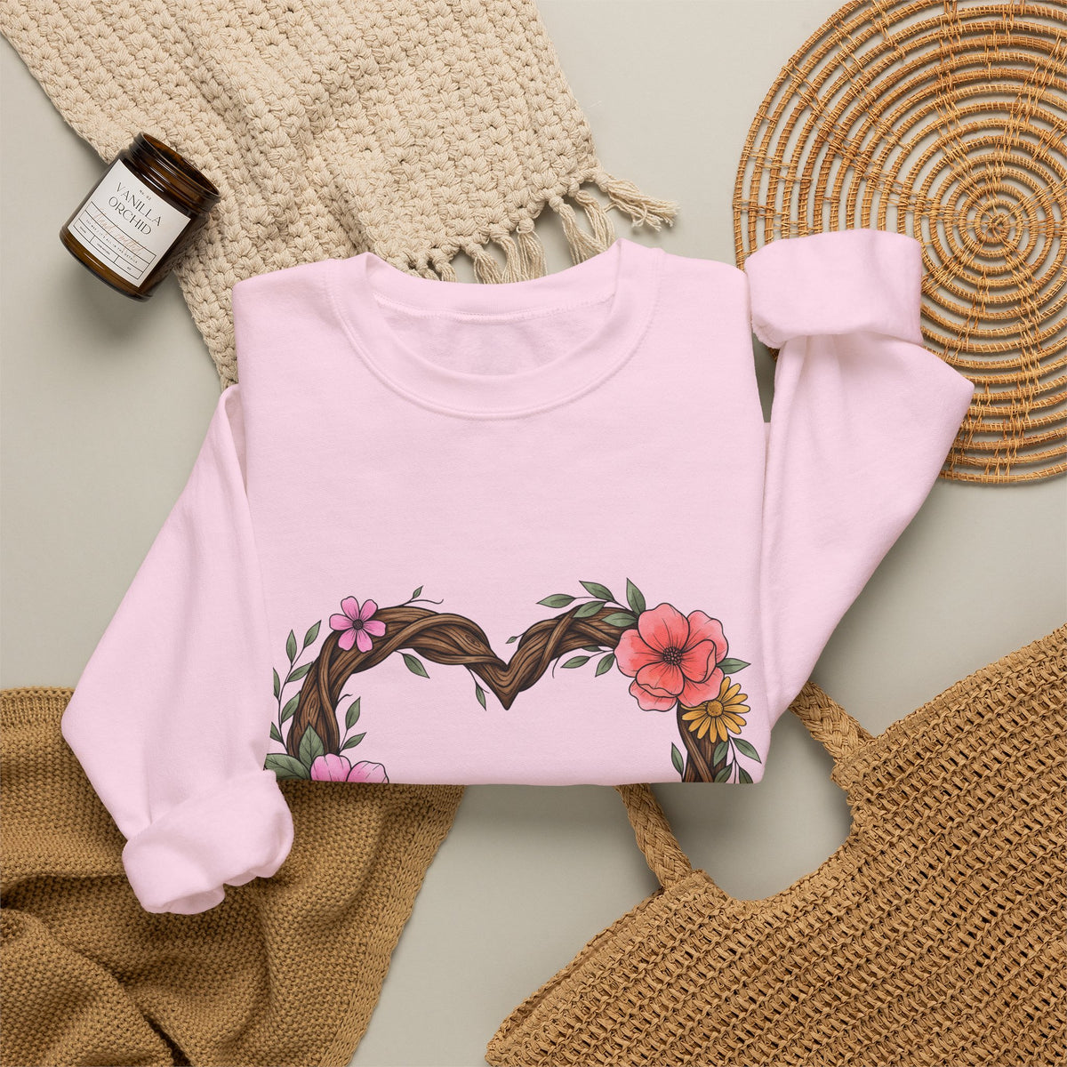 Floral Heart Sweatshirt Boho Chic Nature Gift Women Hand Drawn Sweatshirt Heart Sweatshirt Bohemian Fan Illustrated Sweatshirt Environmental Graphic Botanical
