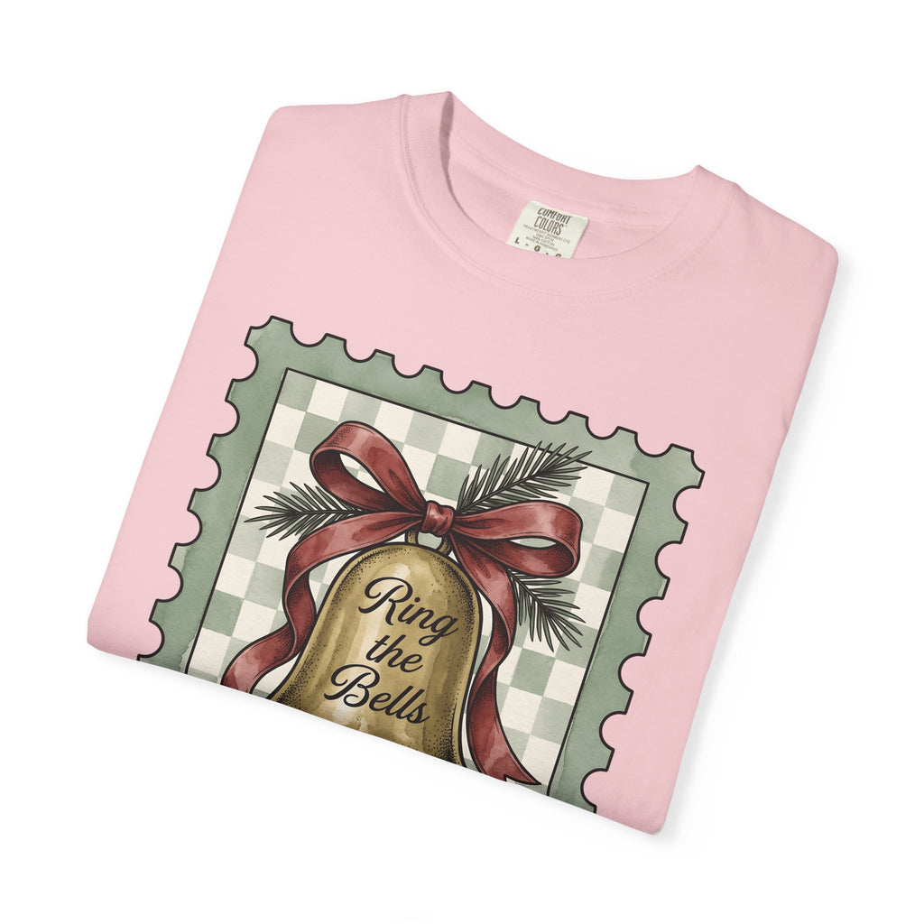 Festive Bell T-Shirt Christmas Seasonal Gift Women Retro T-Shirt Jingle Bell T-Shirt Christmas Fan Vintage T-Shirt Holiday Graphic Rustic Fir Twig