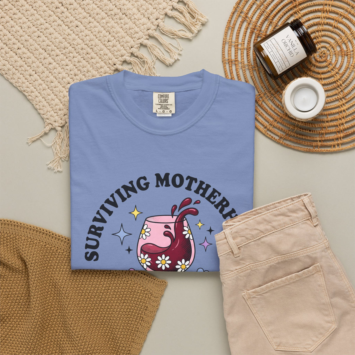Wine Chalice T-Shirt Mom Drink Gift Women Toon T-Shirt Goblet T-Shirt Mother Fan Wineglass T-Shirt Drinking Graphic Nostalgic Flower Bouquet T-Shirt