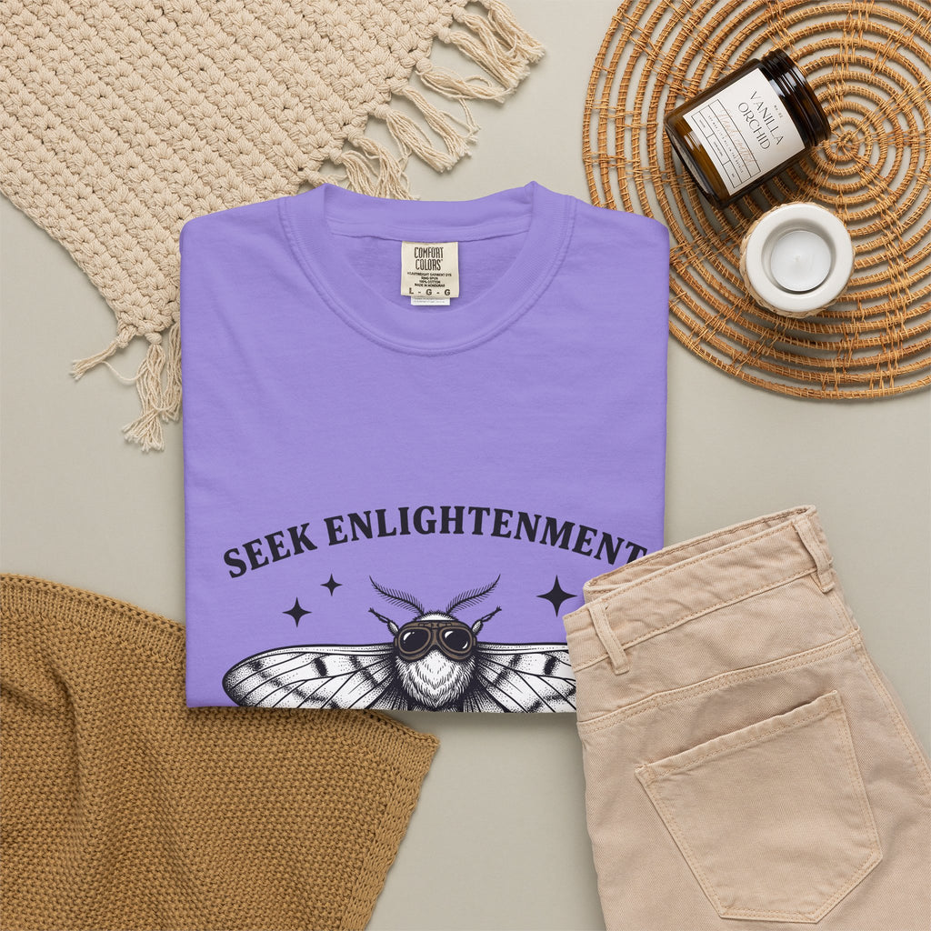 Moth Illustration T-Shirt Funny Wildlife Gift Women Retro T-Shirt Bug T-Shirt Humor Fan Vintage T-Shirt Animal Graphic Sketch Star Shapes T-Shirt