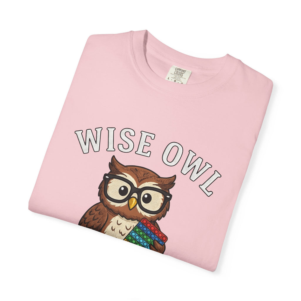 Owl Glasses T-Shirt Teachers Education Gift Women Cartoon T-Shirt Spectacles T-Shirt Educator Enthusiast Comic T-Shirt Learning Graphic Vintage