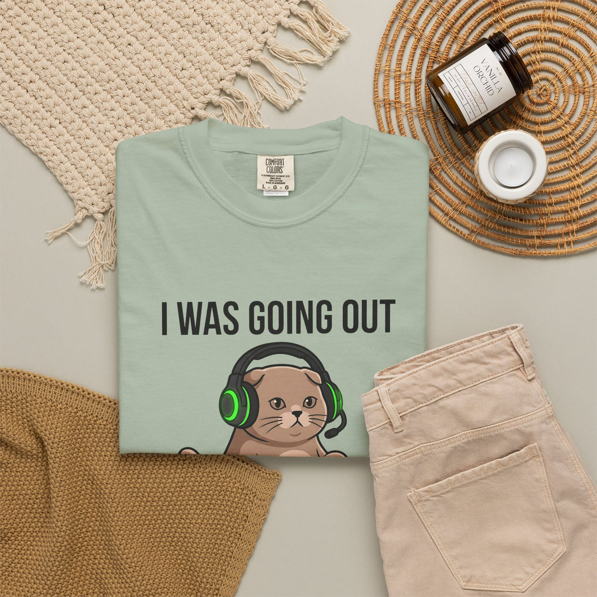Gamer Cat T-Shirt Cat Gaming Gift Women Cartoon T-Shirt Kitty T-Shirt Feline Fan Comic T-Shirt Gamer Graphic Kawaii Headset T-Shirt