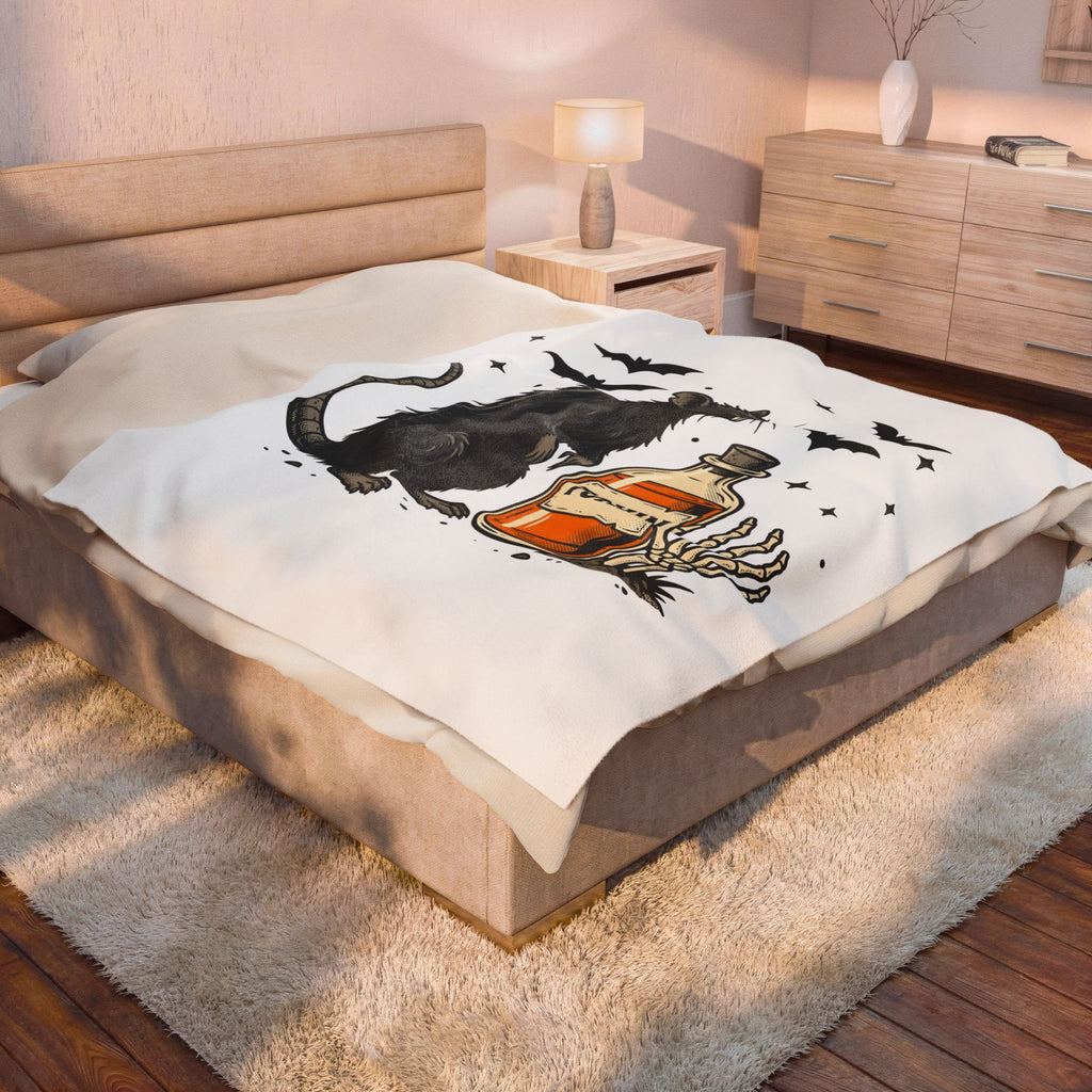 Rodent Brew Blanket Halloween Horror Gift Women Hand Drawn Blanket Mouse Brew Blanket Horror Fan Illustrated Graphic Blanket Macabre Skeletal Hand