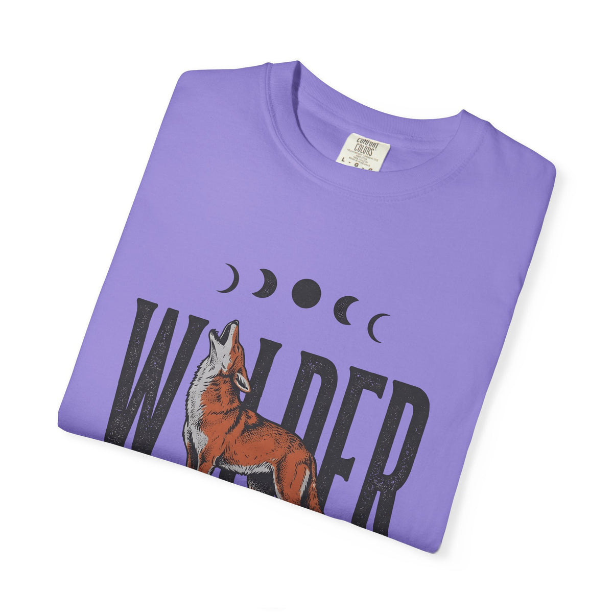 Howling Wolf T-Shirt Boho Chic Nature Gift Women Vintage T-Shirt Wolf T-Shirt Bohemian Fan Retro T-Shirt Environmental Graphic Hand Drawn Moon