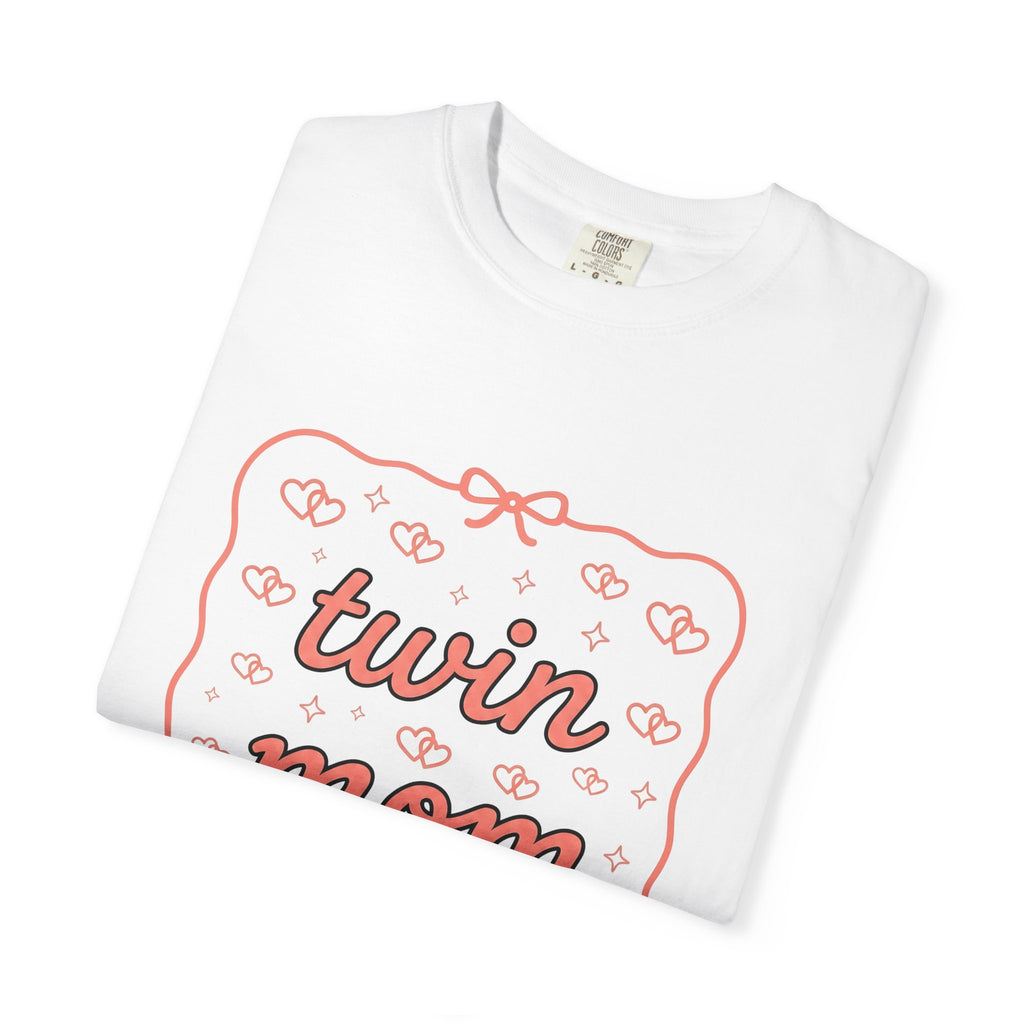 Romantic Motif T-Shirt Moms Kin Gift Women Playful T-Shirt Love T-Shirt Motherhood Fan Whimsical T-Shirt Family Graphic Outline Knot T-Shirt