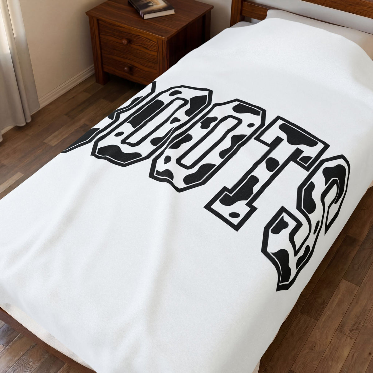 Varsity Cow Print Blanket Western Outdoors Gift Women Strong Blanket Cowhide Blanket Rodeo Fan Country Blanket Wilderness Graphic Old School