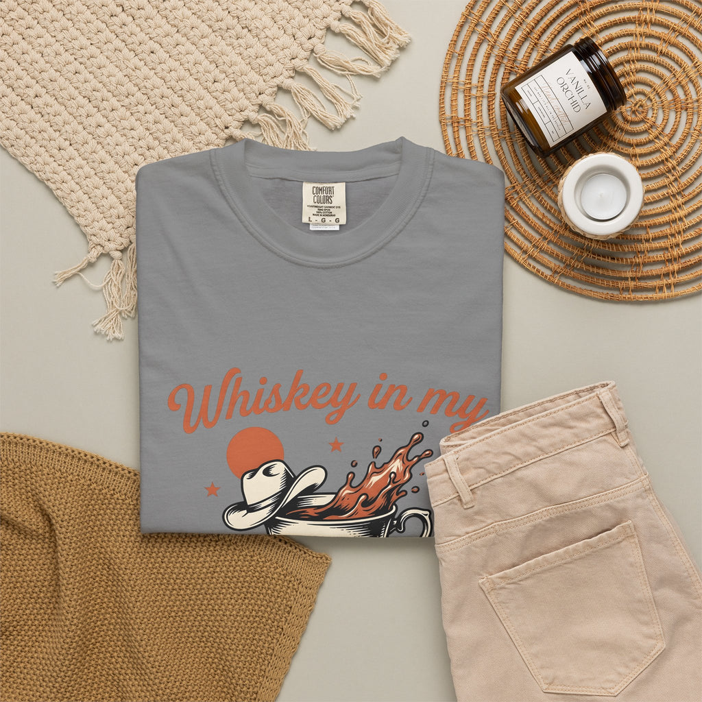 Hot Drink Western Hat T-Shirt Cowgirl Rodeo Gift Women Distressed T-Shirt Coffee T-Shirt Cowgirl Fan Vintage T-Shirt Rodeo Graphic Retro Shines