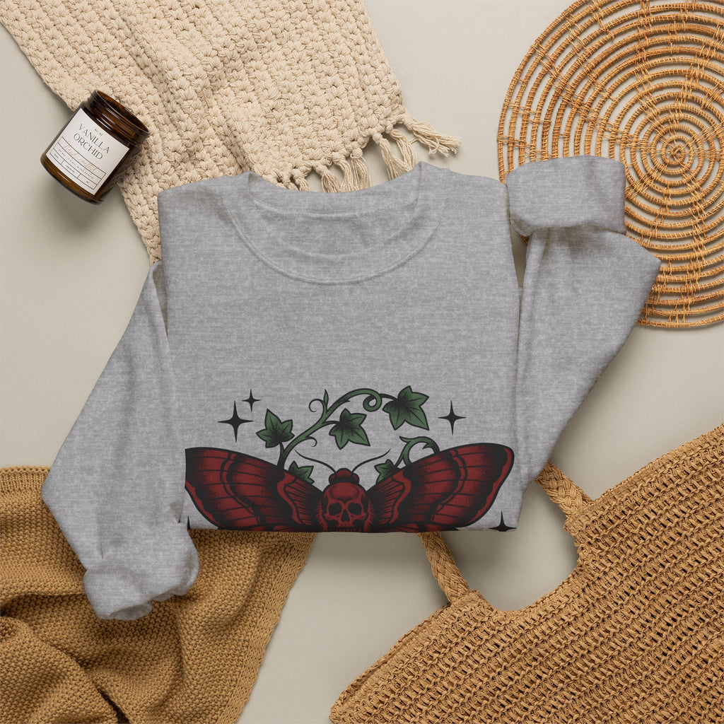 Skull Moth Sweatshirt Halloween Gothic Gift Women Tattoo Sweatshirt Deathshead Moth Sweatshirt Horror Fan Dark Art Sweatshirt Gothic Graphic Vintage Ivy Sweatshirt