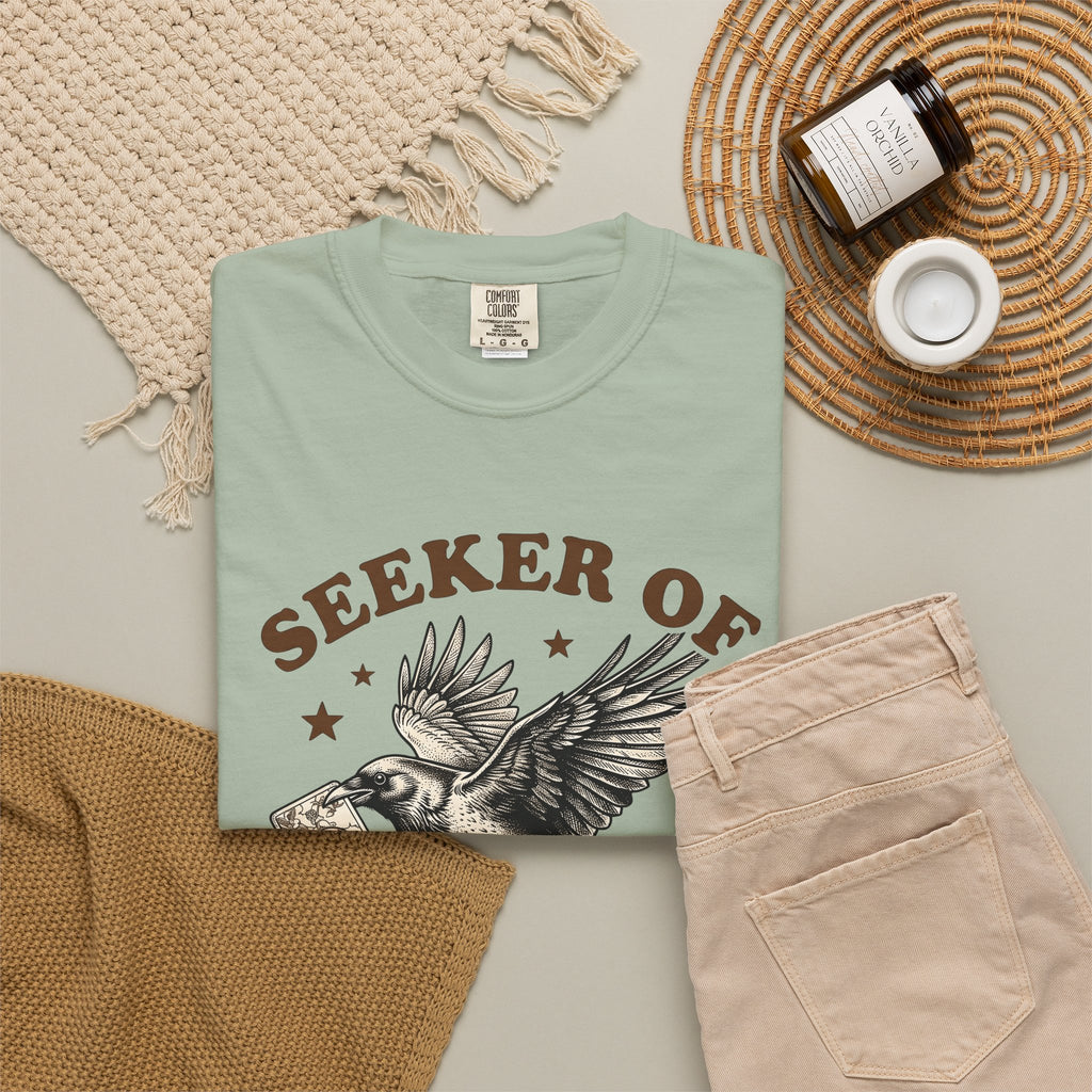 Crow Divination Card T-Shirt Fortune Telling Mysterious Gift Women Old-Fashioned T-Shirt Oracle Card T-Shirt Divination Fan Tarot T-Shirt Enigmatic