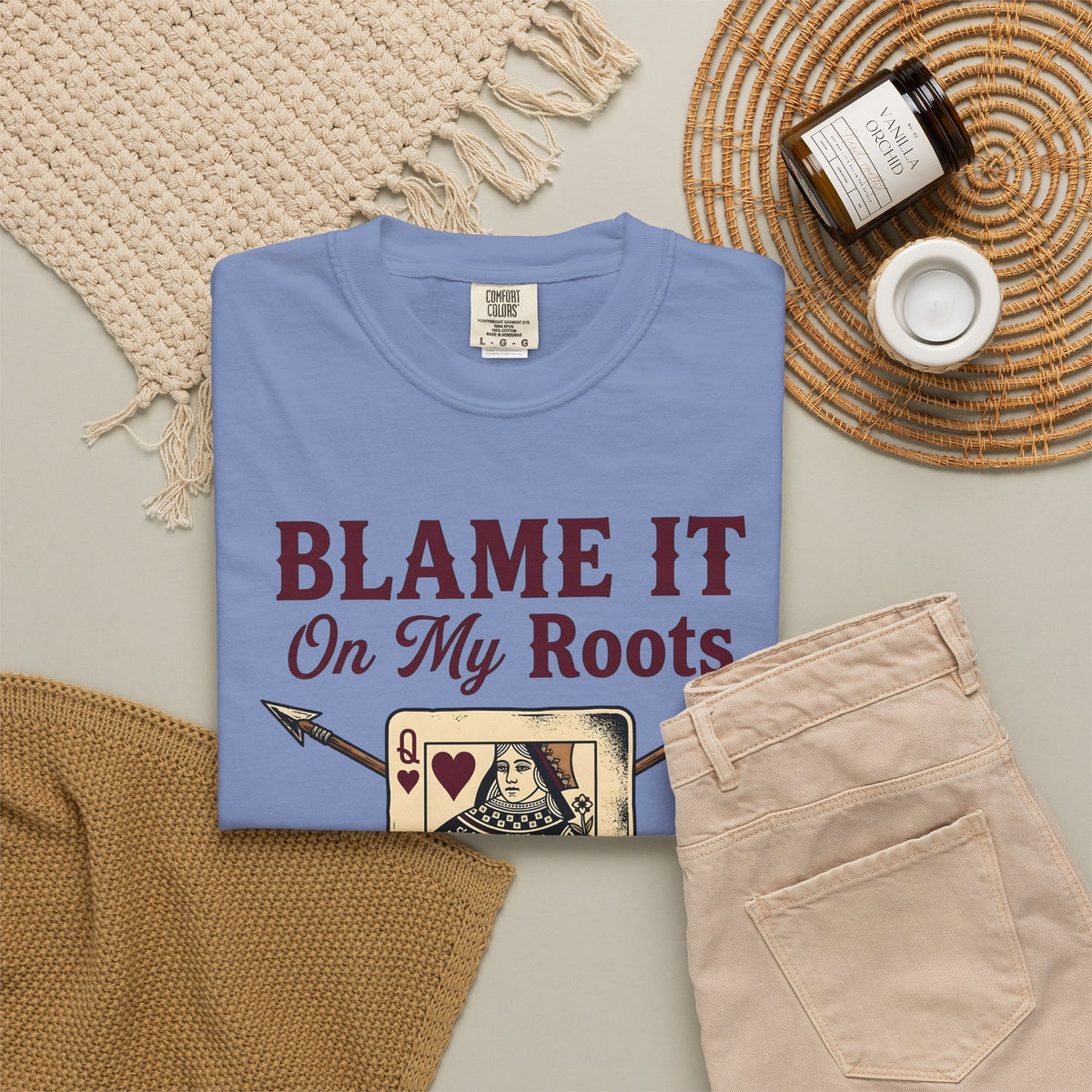 Playing Queen T-Shirt Cowgirl Western Gift Women Hand Drawn T-Shirt Queen T-Shirt Rodeo Fan Illustrated T-Shirt Country Graphic Folk Liquor Glass