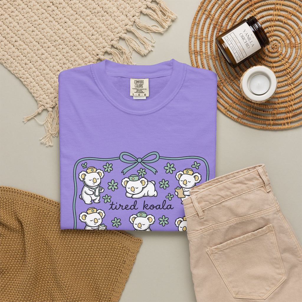 Medical Koala T-Shirt Nurses Fauna Gift Women Sweet T-Shirt Koala T-Shirt Nurse Enthusiast Cute T-Shirt Wildlife Graphic Doodle Florals T-Shirt