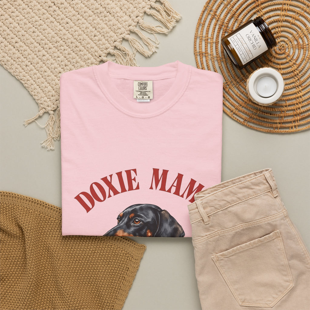 Dachshund Pet T-Shirt Dog Companion Gift Women Naturalistic T-Shirt Wiener Dog T-Shirt Dog Fan Doxie Design Dog Graphic Paint Wash Canine Portrait