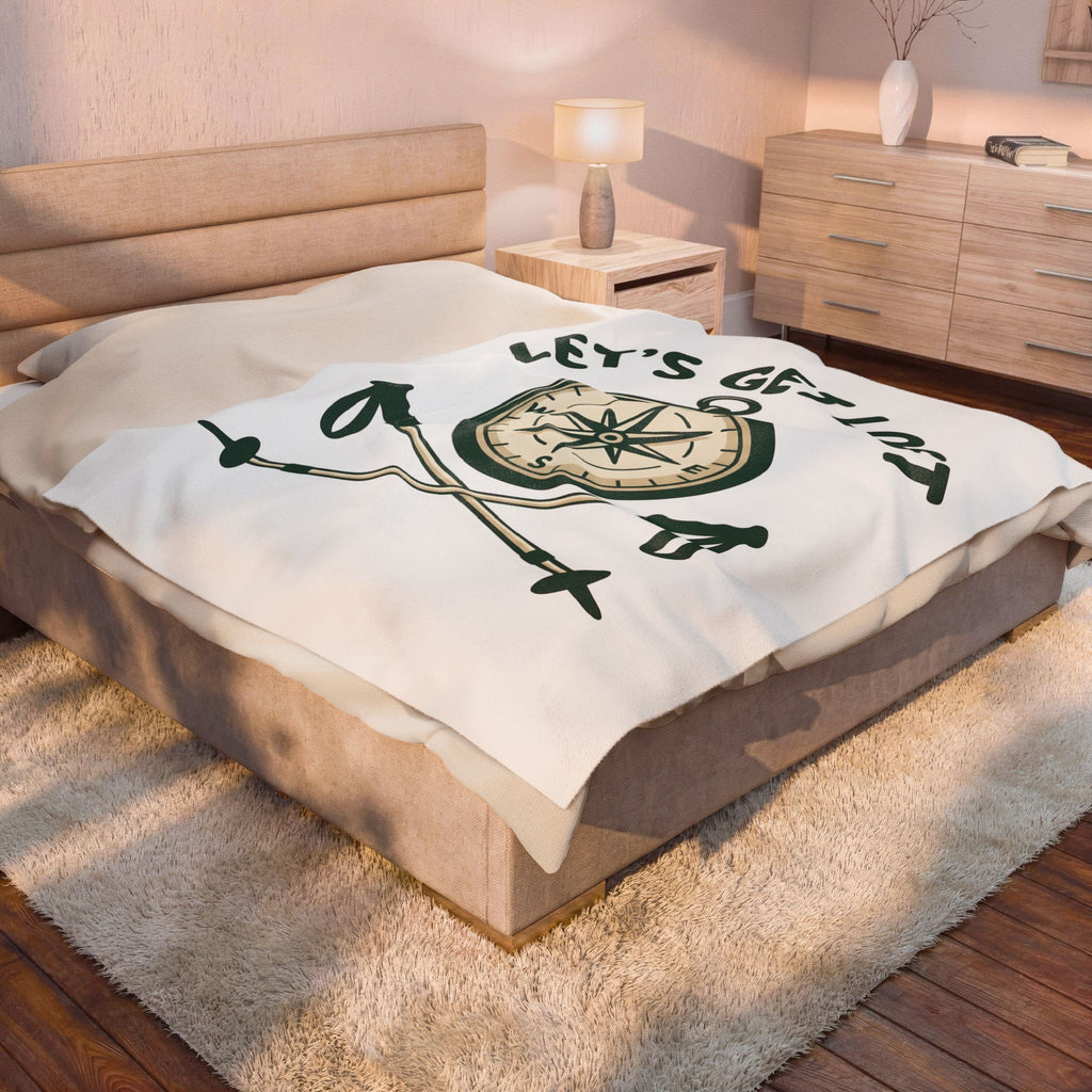 Compass Image Blanket Hiking Outdoors Gift Women Hand Drawn Blanket Navigation Blanket Trekker Enthusiast Illustrated Blanket Nature Graphic Clean